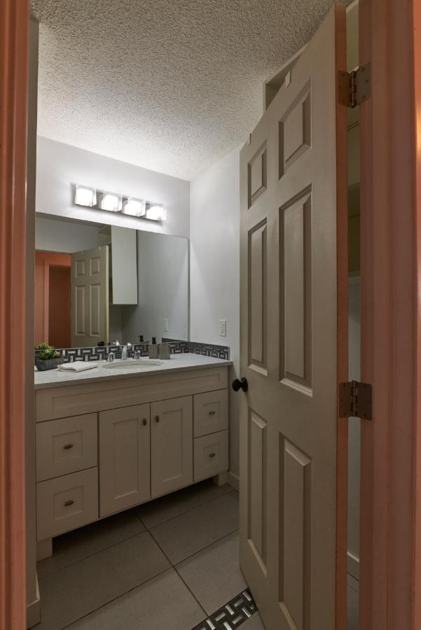 Bowness Suites Calgary Zewnętrze zdjęcie