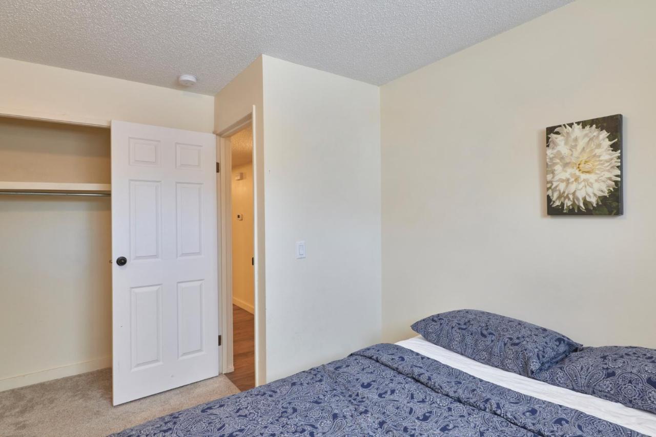 Bowness Suites Calgary Zewnętrze zdjęcie